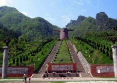 恩施大峽谷、古隆中、武當(dāng)山、神農(nóng)架、大九湖、三峽大壩八日游＞全景湖北21.10